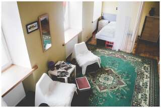 Хостелы Hostel Jamaika Вильнюс Односпальная кровать в общем номере для мужчин и женщин с 7 кроватями-3